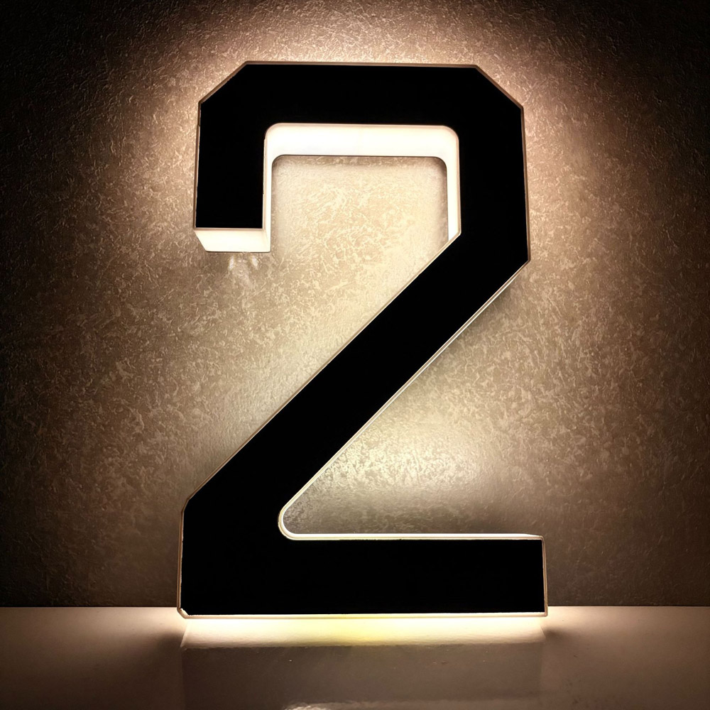 12CM Solar-Powered Outdoor Hou - Outdoor Power Number recension och pris